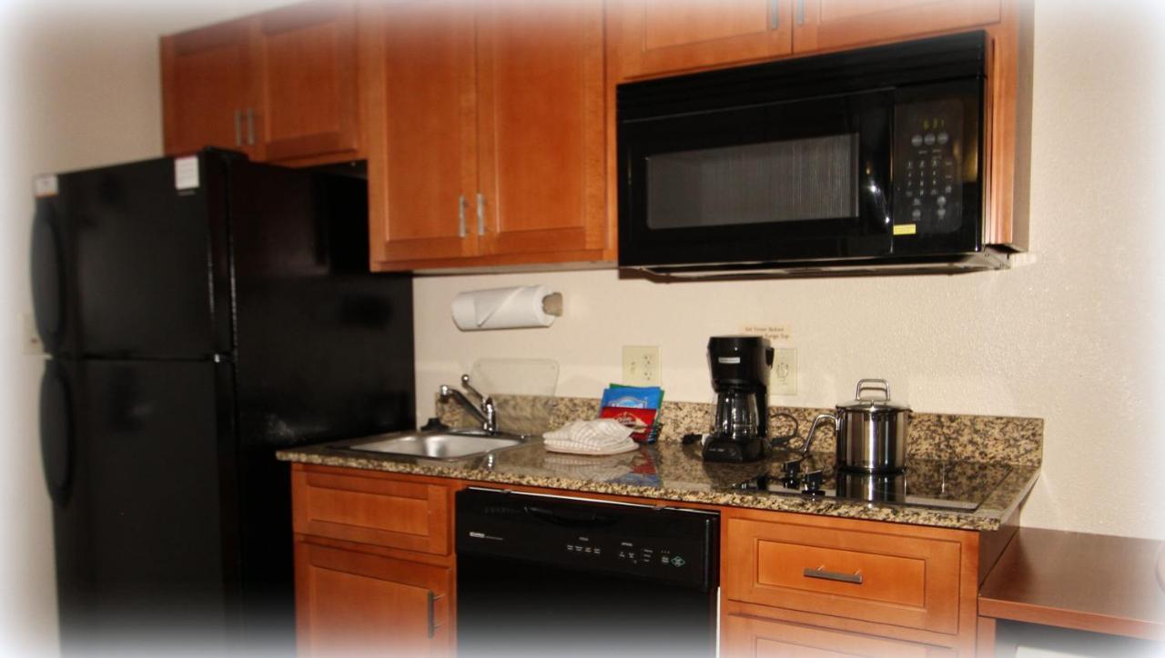 Candlewood Suites Fredericksburg By Ihg Zewnętrze zdjęcie